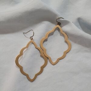 Quatrefoil Gold Earring